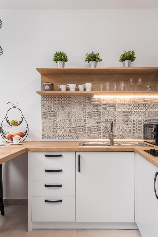 Srnec Apartments - Korzo Рієка Екстер'єр фото