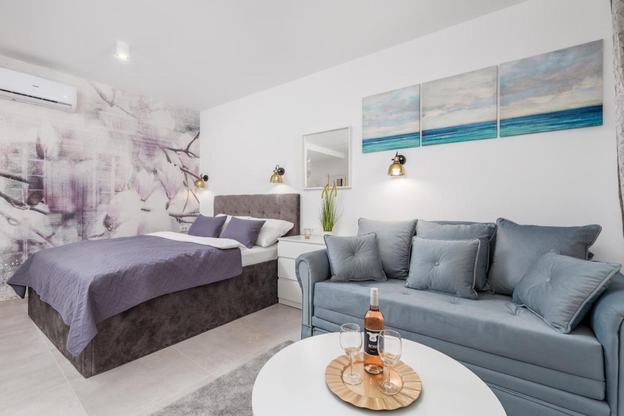 Srnec Apartments - Korzo Рієка Екстер'єр фото