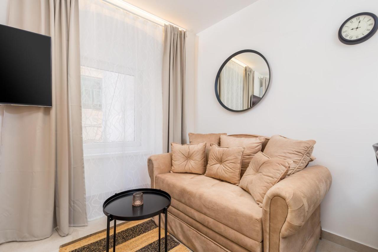 Srnec Apartments - Korzo Рієка Екстер'єр фото